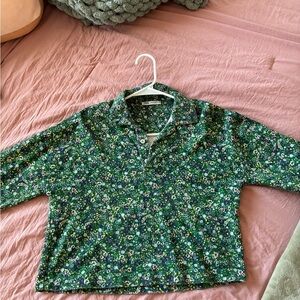 Zara Green Floral Button-Up Shirt with Pink & Navy Blooms